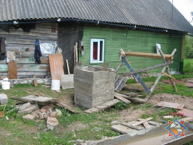 В Бешенковичском районе спасли мужчину, упавшего в колодец В Бешенковичском районе спасли мужчину, упавшего в колодец