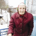 Жыццё як кінастужка. У свае амаль 90 гадоў Яўгенія Рагуцкая разводзіць пчол Жыццё як кінастужка. У свае амаль 90 гадоў Яўгенія Рагуцкая разводзіць пчол