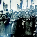 Живым — слава, погибшим — память